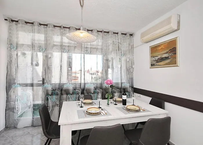 Lägenhet By The Sea - 24422